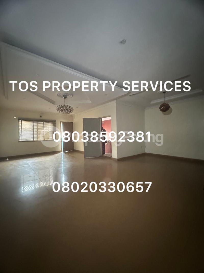 3 bedroom Flat / Apartment for rent Off Herbert Macaulay Way, Yaba ,lagos. Yaba Lagos