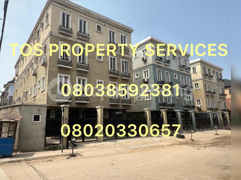 3 bedroom Flat / Apartment for sale In A Mini Estate @ Adekunle Alagomeji, Just Off Herbert Macaulay Way, Adekunle Yaba Lagos