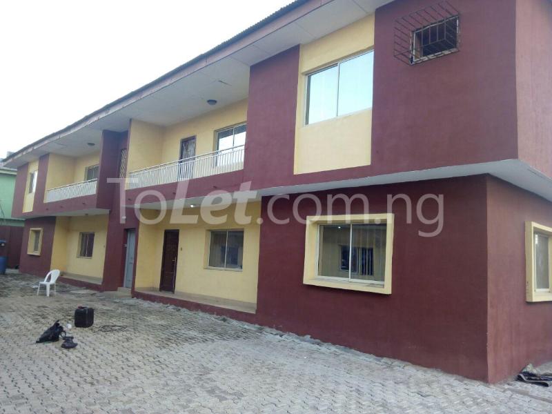 3 bedroom Flat / Apartment for rent Jungle Busstop Lagos
