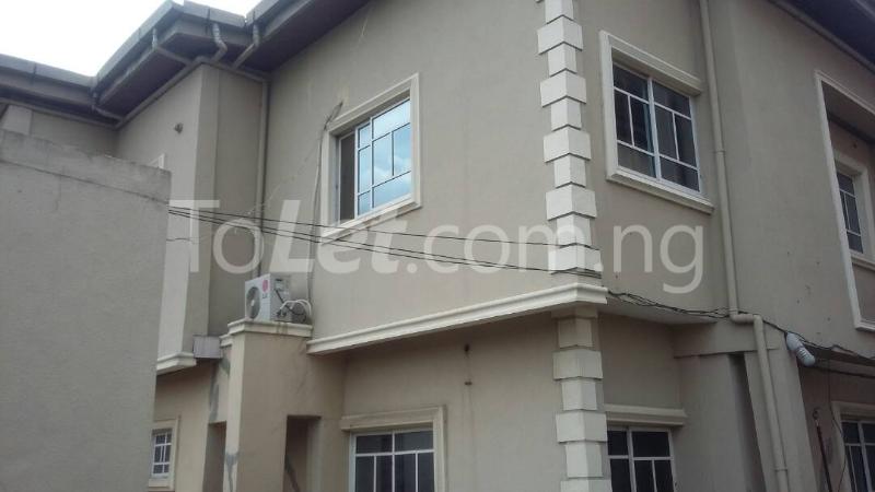3 bedroom Flat / Apartment for rent 4, Wole Owopetu Drive, Off Modupe Street Mende Maryland Lagos