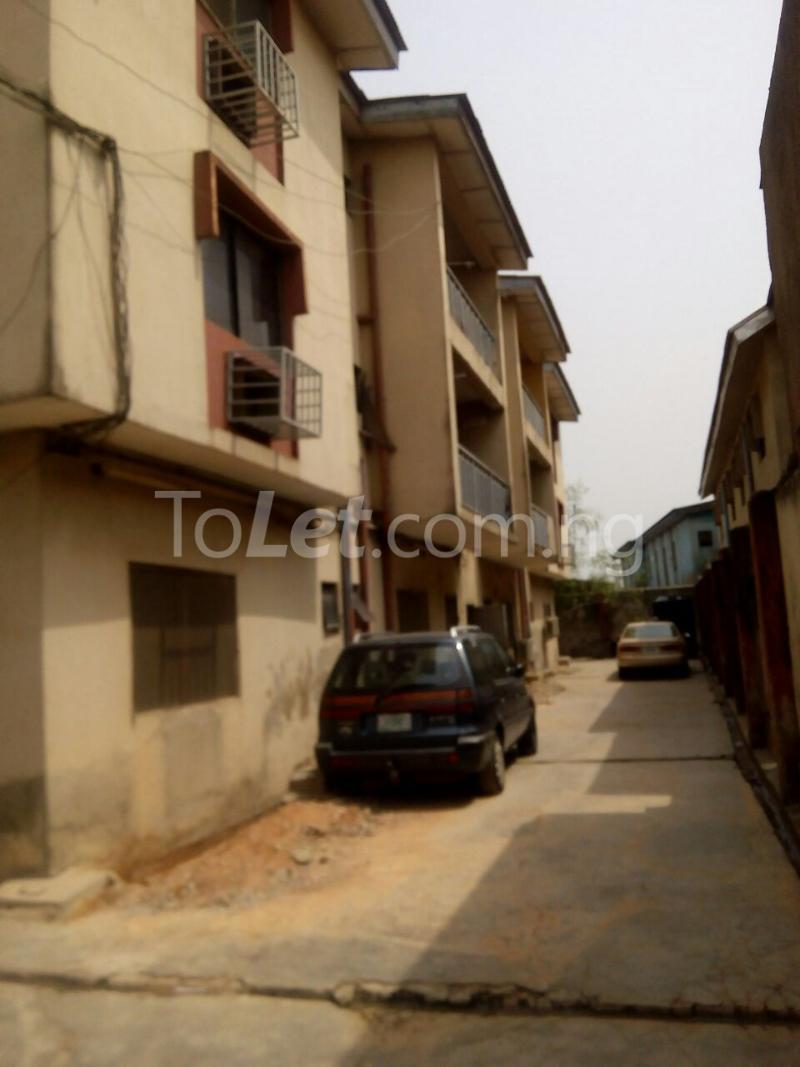 3 bedroom Flat / Apartment for rent 36 Otenibi Street, Owode Mile 12 Kosofe/Ikosi Lagos