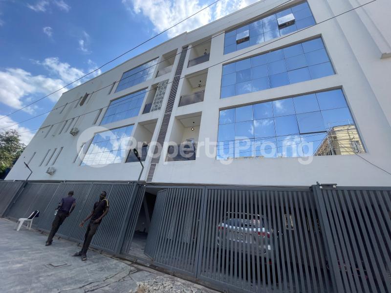 3 bedroom Flat / Apartment for sale  Shonibare Estate Maryland Lagos - 0