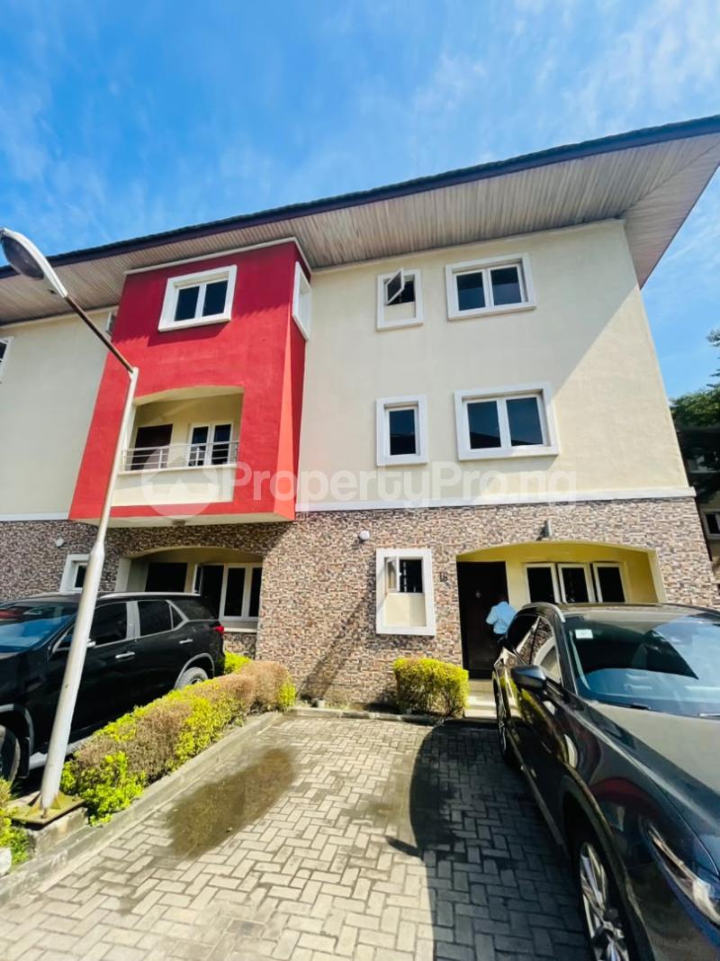 3 bedroom House for rent Osapa london Lekki Lagos