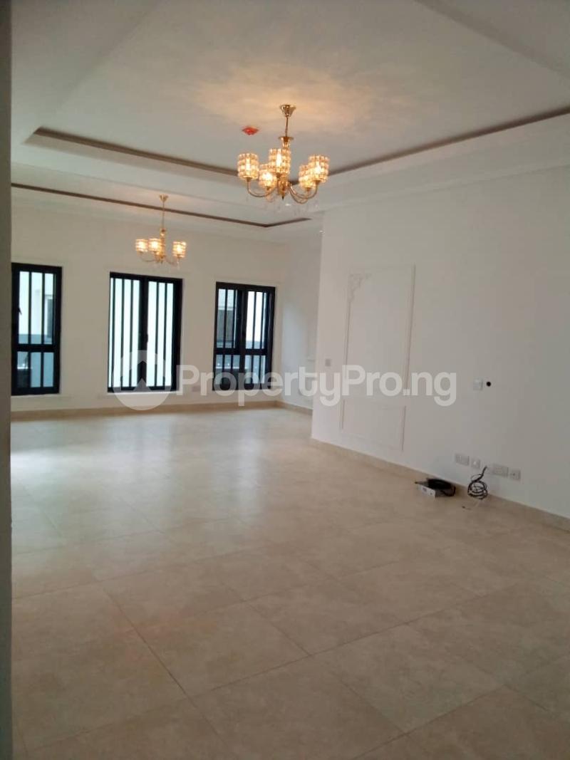 3 bedroom Flat / Apartment for rent ONIRU Victoria Island Lagos