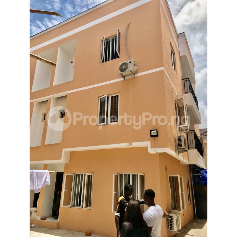 4 bedroom Flat / Apartment for rent Osapa london Lekki Lagos