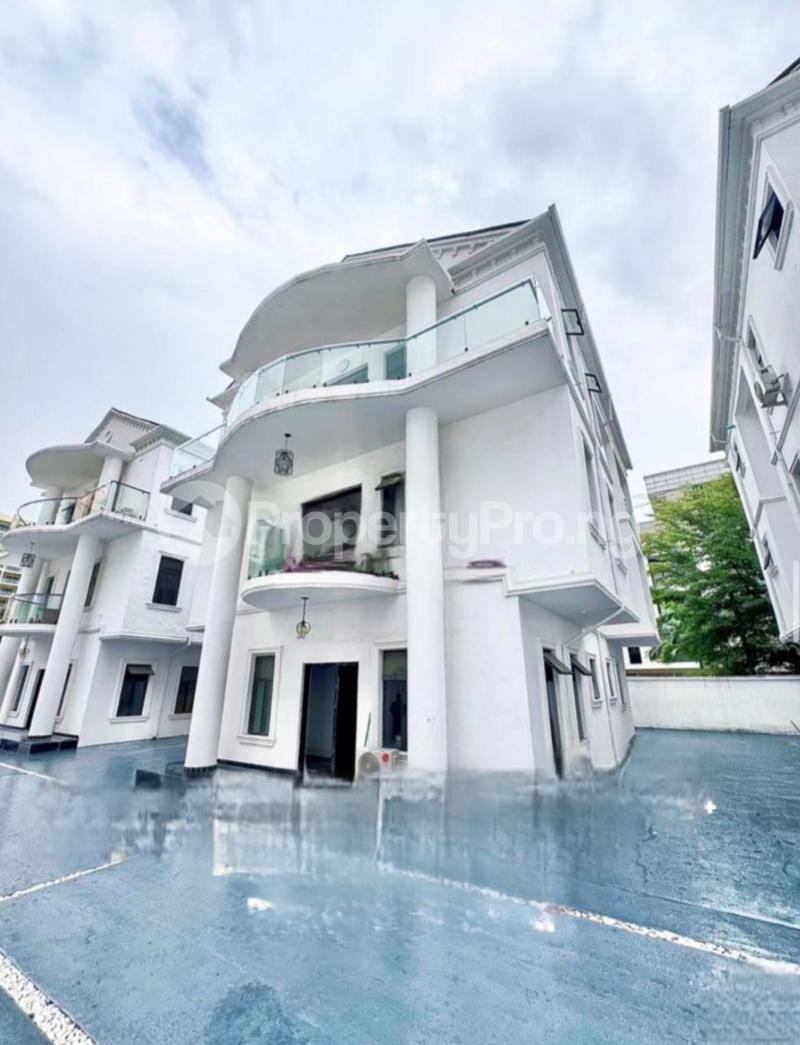 4 bedroom House for sale Banana Island Ikoyi Lagos