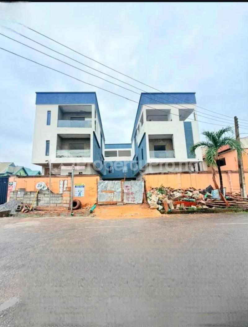 4 bedroom House for sale Magodo Phase 2 Berger Ojodu Lagos