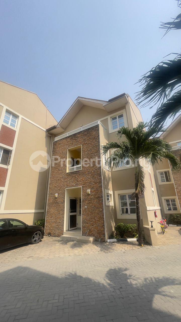 4 bedroom House for rent Victoria Island Lagos