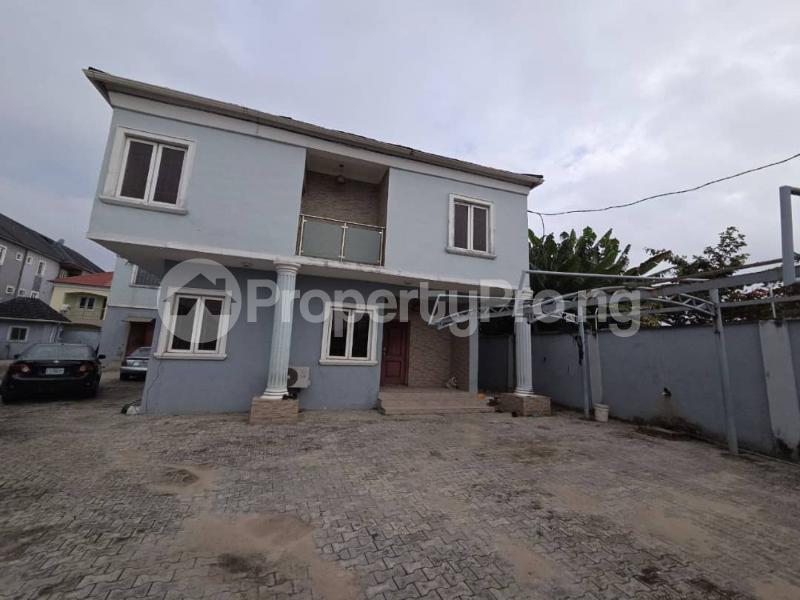 4 bedroom House for rent Mobil Road Ilaje Ajah Lagos