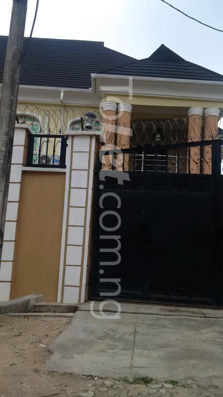 4 bedroom House for rent Kolade James Medina Gbagada Lagos