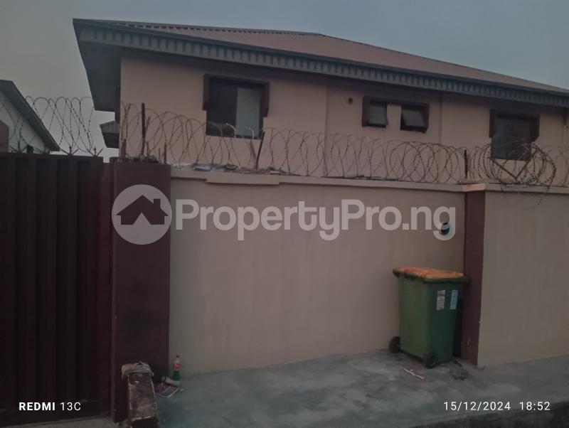 10 bedroom House for sale College Road Ifako-ogba Ogba Lagos