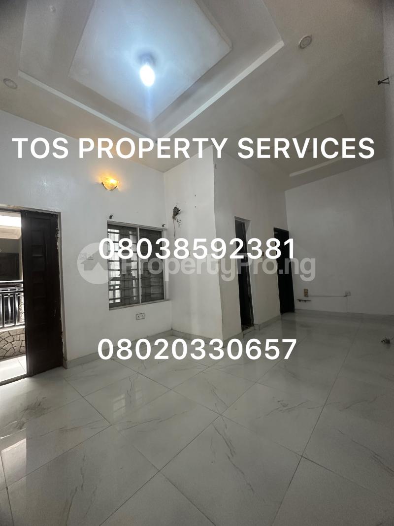 Flat / Apartment for rent Alagomeji, Yaba, Lagos Alagomeji Yaba Lagos - 0