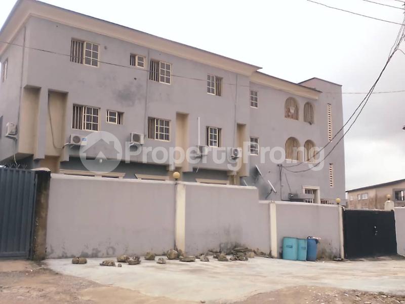 2 bedroom Flat / Apartment for rent Nwabuo Street Soluyi Gbagada Lagos