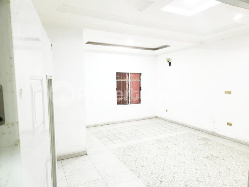 3 bedroom Flat / Apartment for rent Serene And Secure Estate Chevron Lekki Lagos Chevron Lekki Lagos