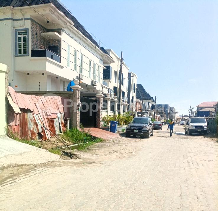 Land for sale Serene, Secure And Cozy Estate Shoprite Road Osapa London Lekki Osapa london Lekki Lagos