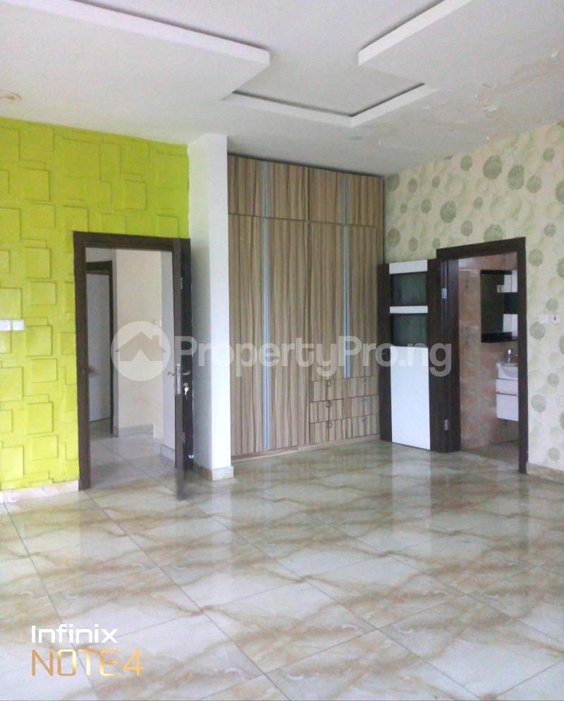 Flat / Apartment for rent By Shoprite Road Osapa london Lekki Lagos