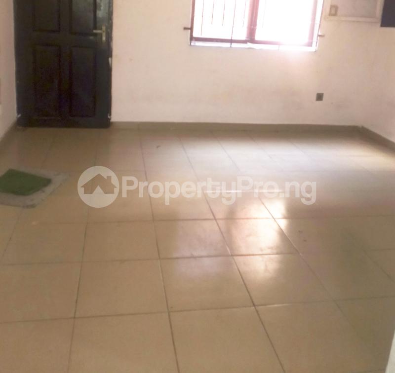 Flat / Apartment for rent Serene And Secure Compound New Road Before Chevron Traffic Light Lekki Alpha Beach Road Lekki Lagos