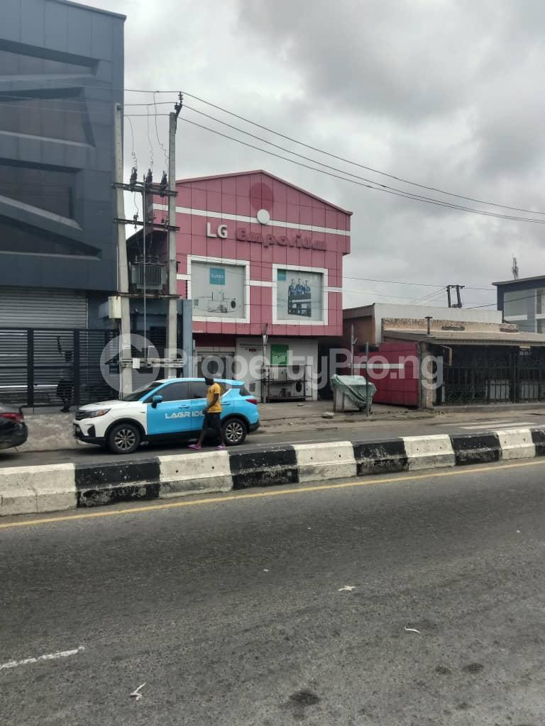 Commercial Property for sale Ogunlana Surulere Lagos