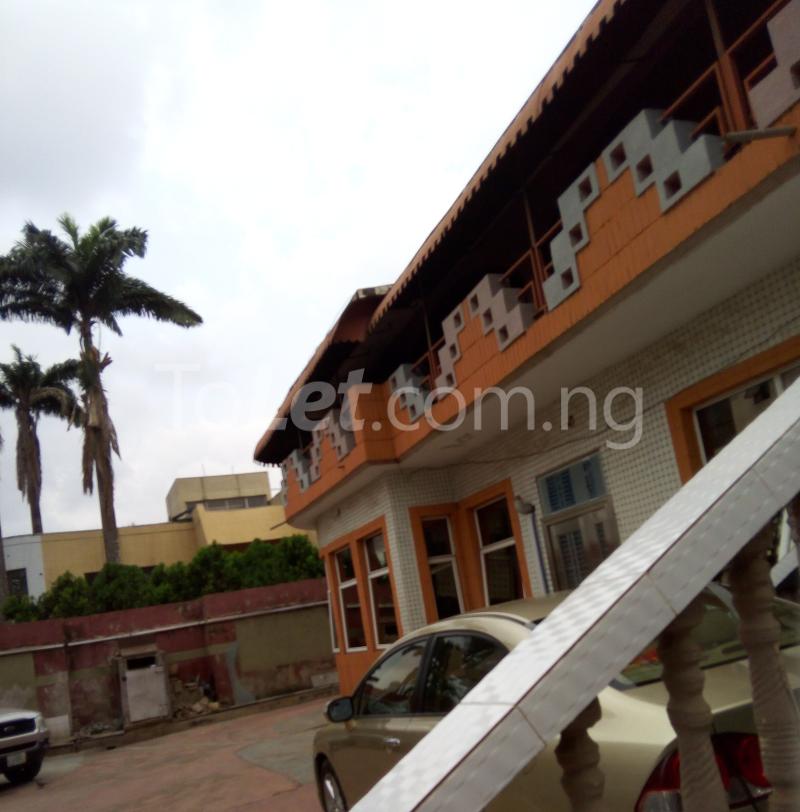 1 bedroom Flat / Apartment for rent 1a Adedeji Close, Opebi Ikeja Lagos