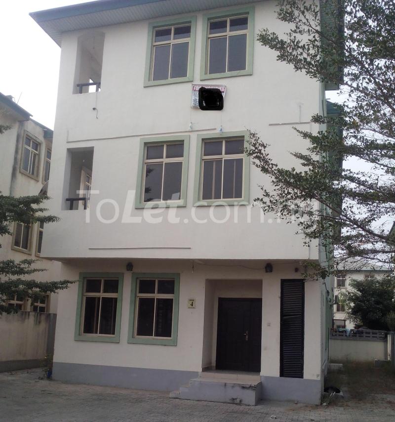 2 bedroom Flat / Apartment for rent Oniru Lagos