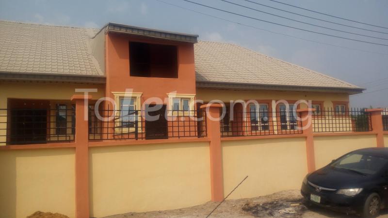 2 bedroom House for rent Ologunfe Awoyaya Ajah Lagos