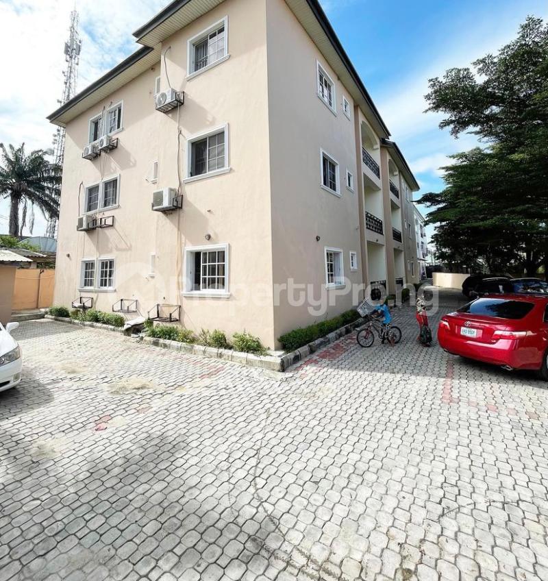 3 bedroom Flat / Apartment for rent Agungi Lekki Lagos