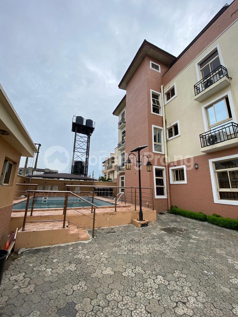 3 bedroom Flat / Apartment for rent ONIRU Victoria Island Lagos