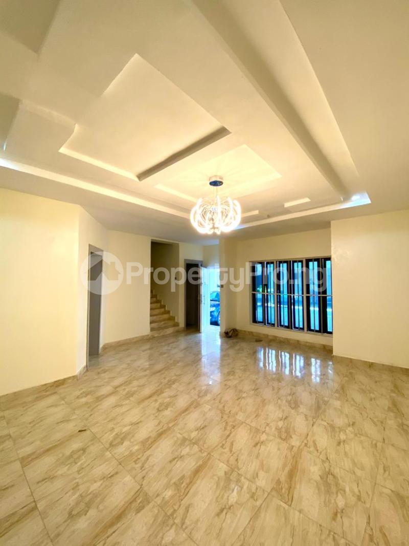 3 bedroom House for sale 2nd Tollgate Lekki Lagos