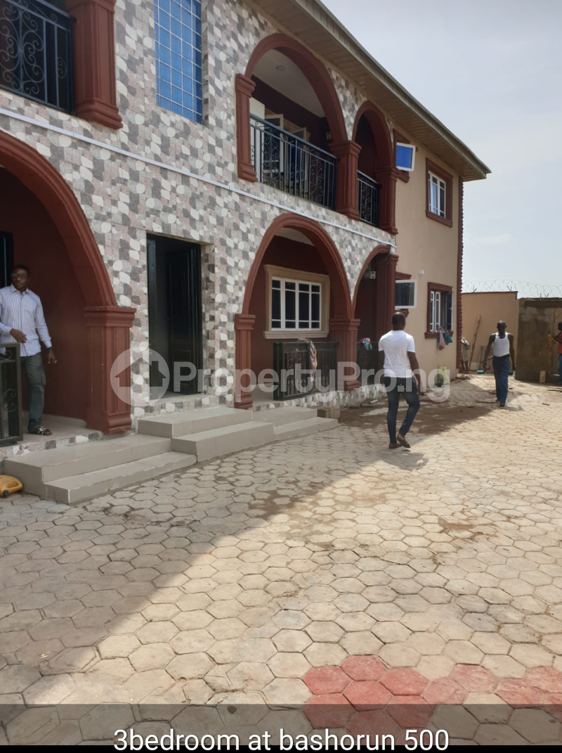 3 bedroom House for rent Olorombo Basorun Ibadan Oyo