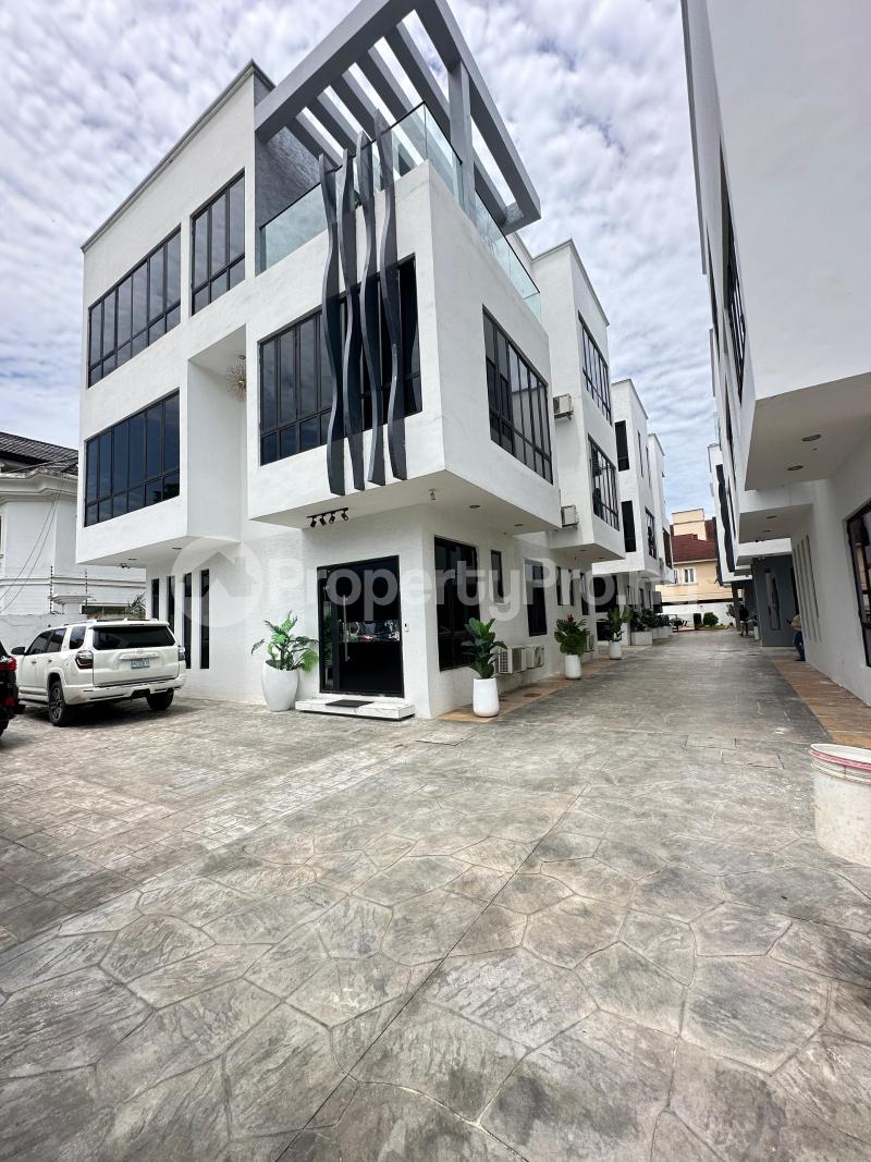 4 bedroom House for sale Ikoyi Lagos