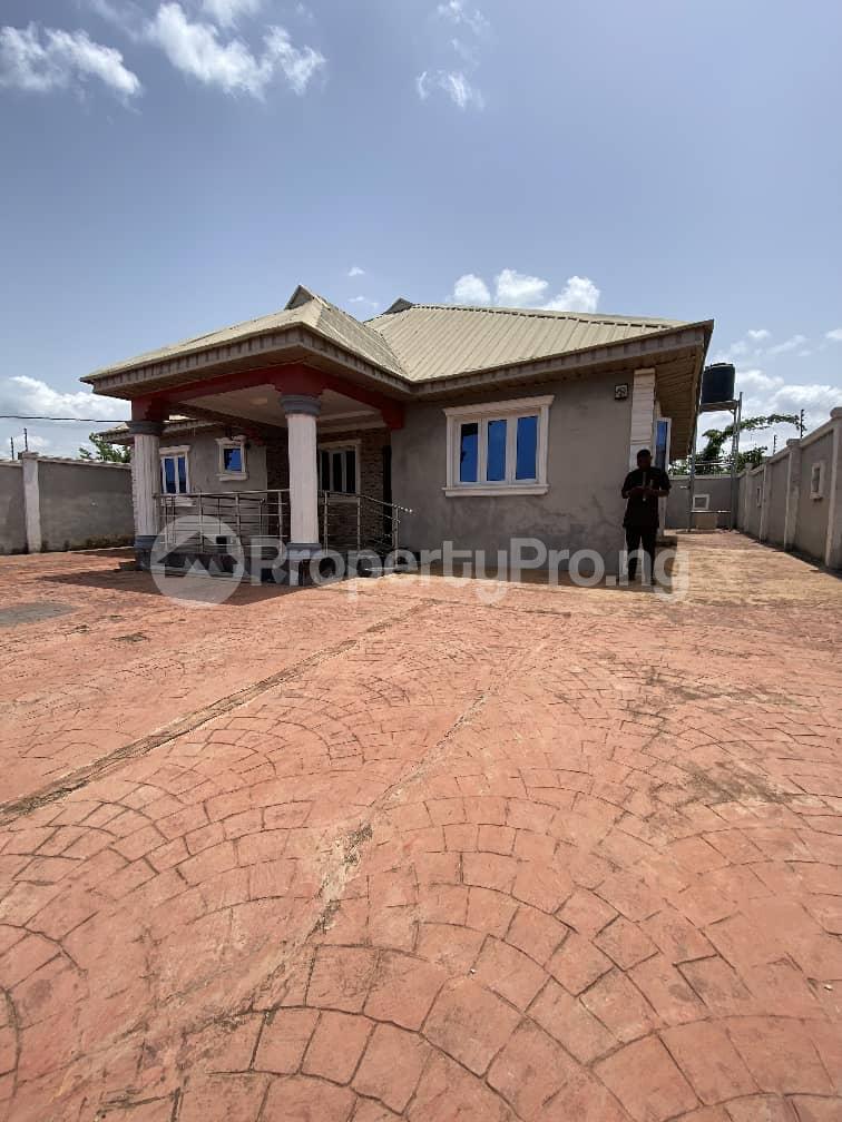 4 bedroom House for sale Fatumo, Adeleye, Olodo. Iwo Rd Ibadan Oyo