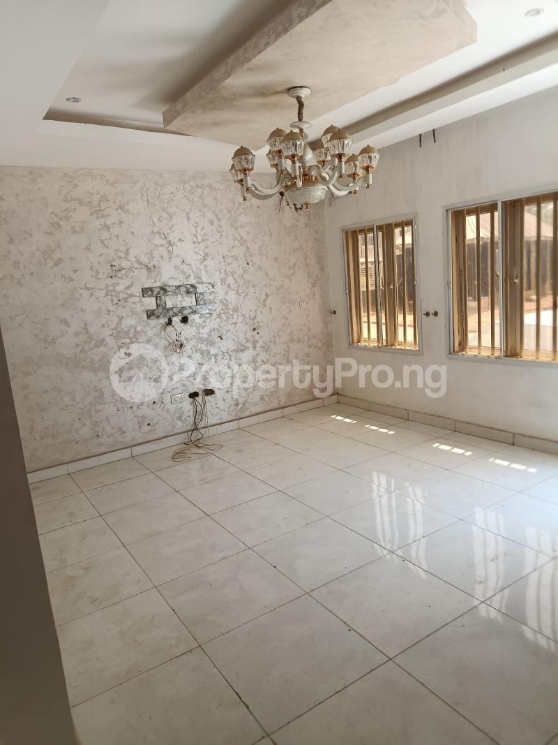 4 bedroom House for rent Gilmore Jahi Abuja