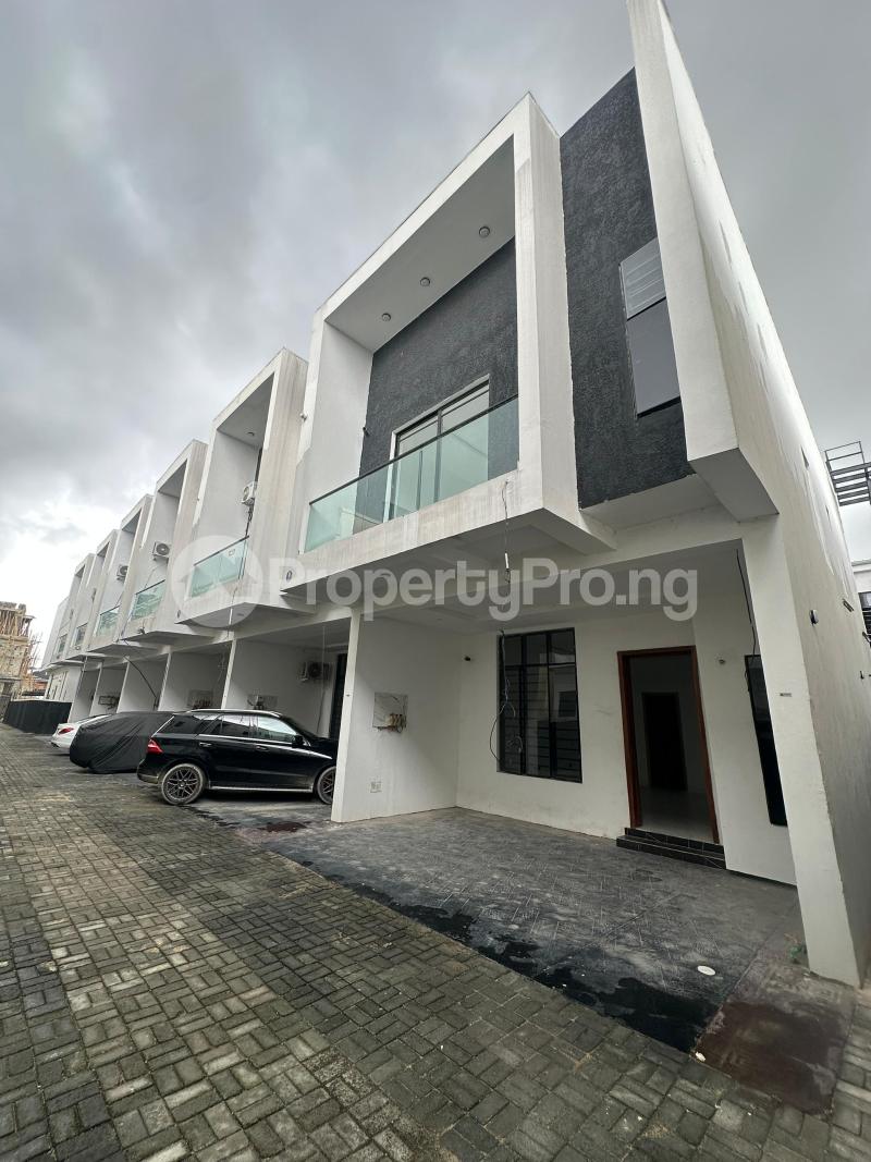 4 bedroom House for sale Ikota Lekki Lagos