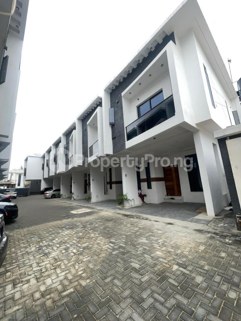 4 bedroom House for sale Ikota Lekki Lagos