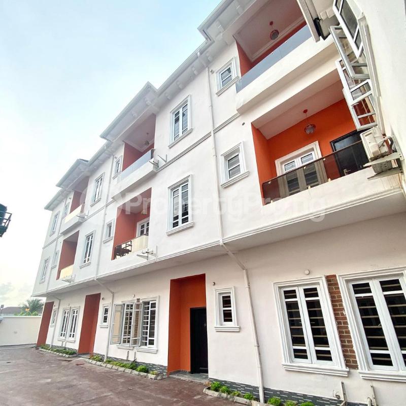 4 bedroom House for sale Ologolo Lekki Lagos