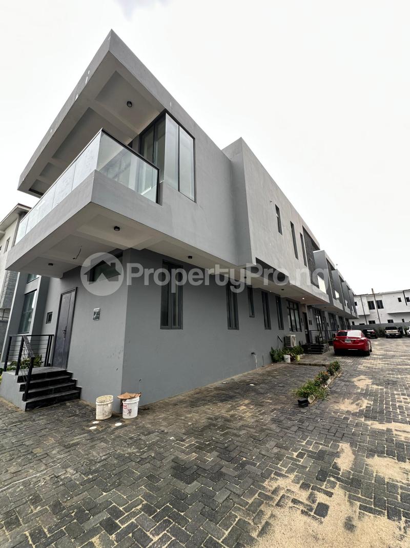4 bedroom House for rent Igbo-efon Lekki Lagos