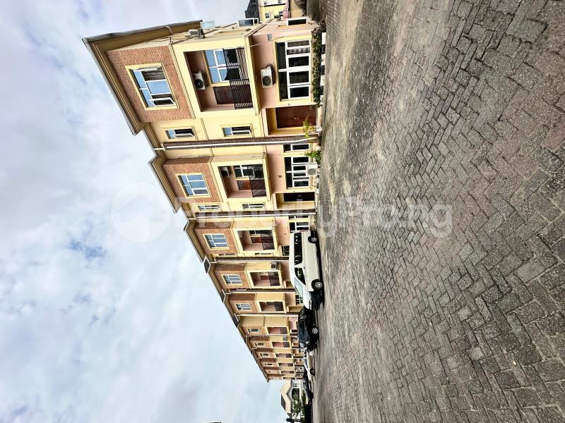 4 bedroom House for sale Osapa london Lekki Lagos