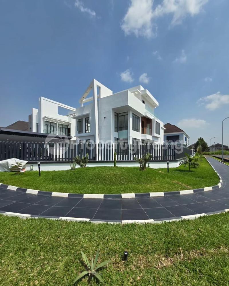 5 bedroom House for sale Pinnock Beach Estate Osapa london Lekki Lagos - 0