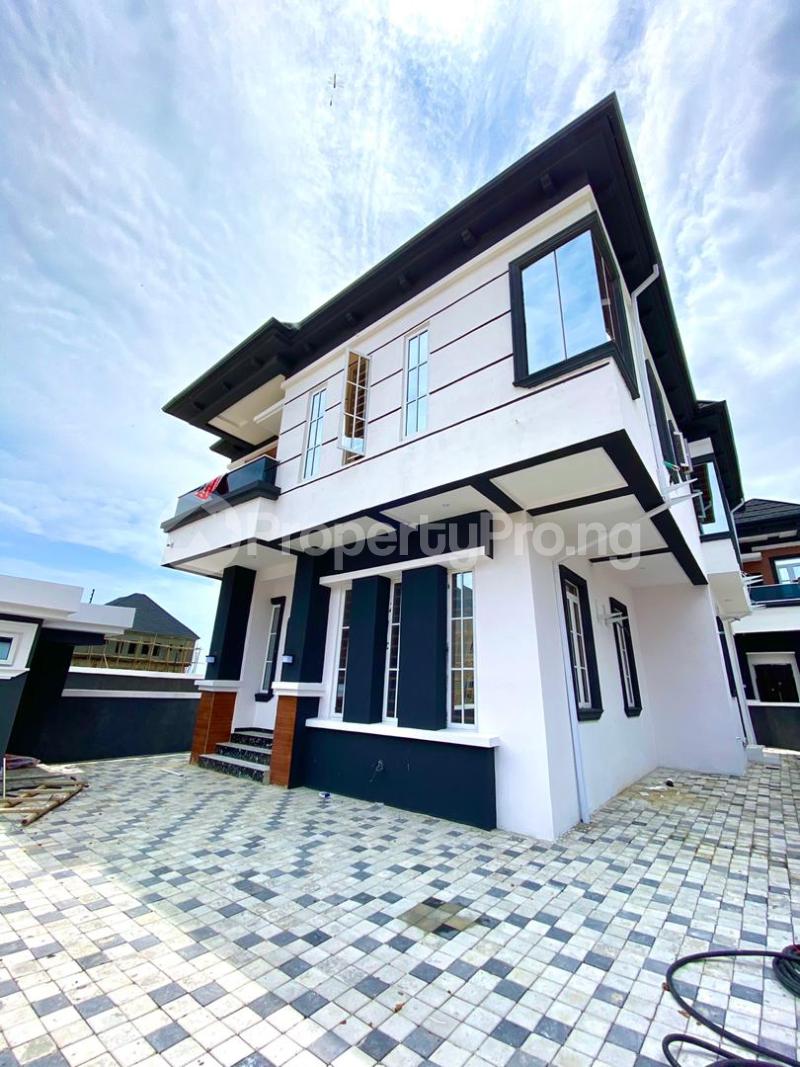 5 bedroom House for sale Orchid Hotel Road Lekki Lagos