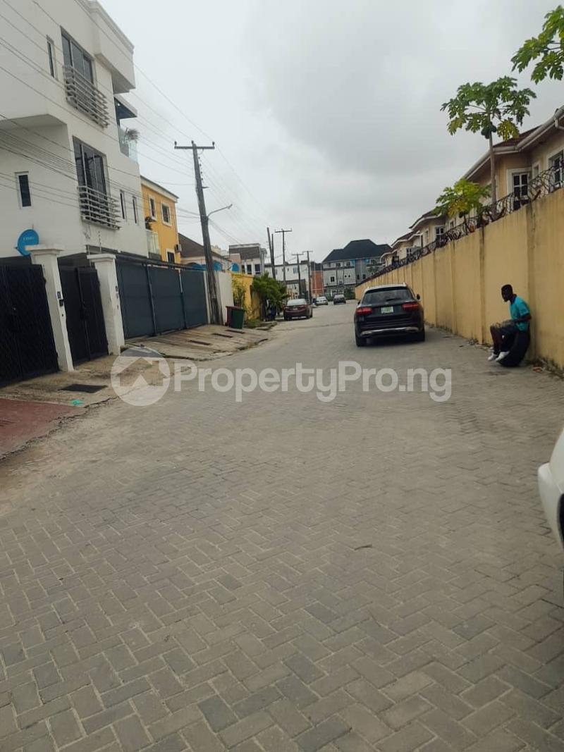 5 bedroom House for rent Osapa london Lekki Lagos