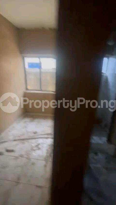 1 bedroom Flat / Apartment for rent Off Pedro Road Shomolu Lagos