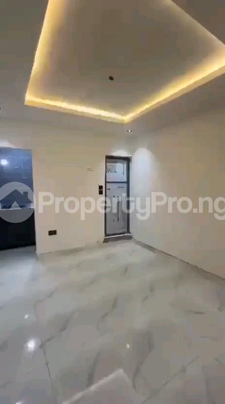 Flat / Apartment for sale Off Pedro Road Shomolu Lagos