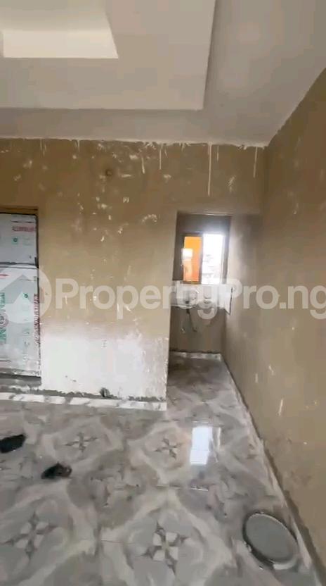 Flat / Apartment for rent Off Apata Road Shomolu Lagos
