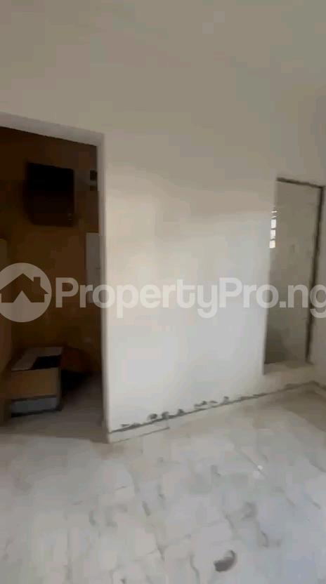 1 bedroom Flat / Apartment for rent Off Apata Street, Shomolu Lagos