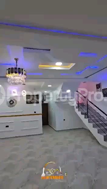 5 bedroom House for sale Diamond Estate Ipaja Lagos