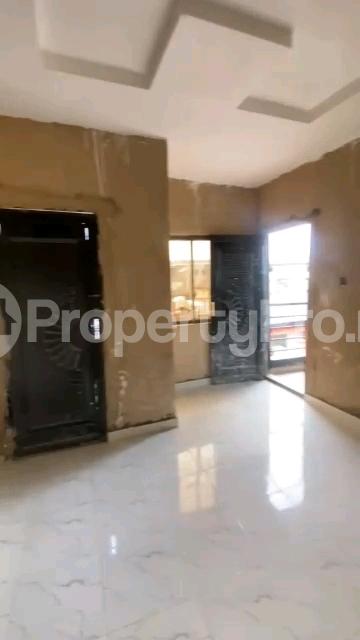 Flat / Apartment for sale Off Apata Road Shomolu Lagos