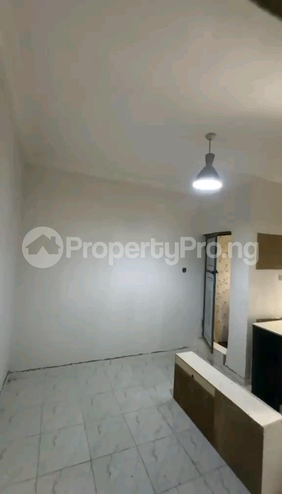 Flat / Apartment for rent Off Pedro Road Shomolu Lagos