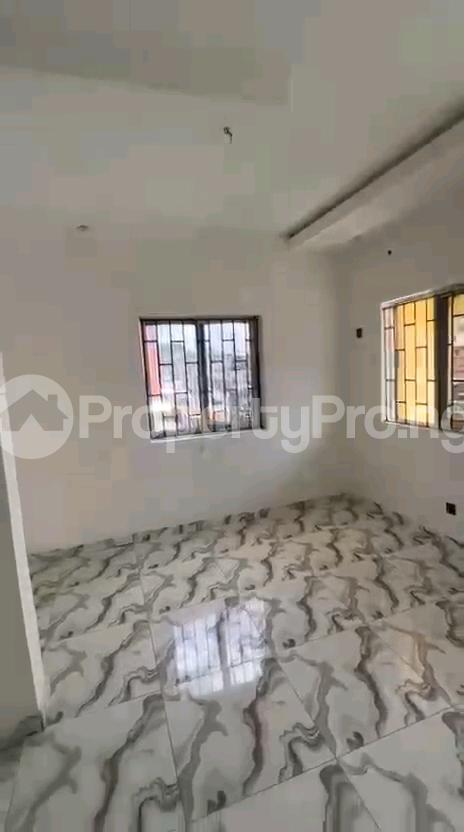 3 bedroom Flat / Apartment for sale Off Pedro Road Gbagada Lagos