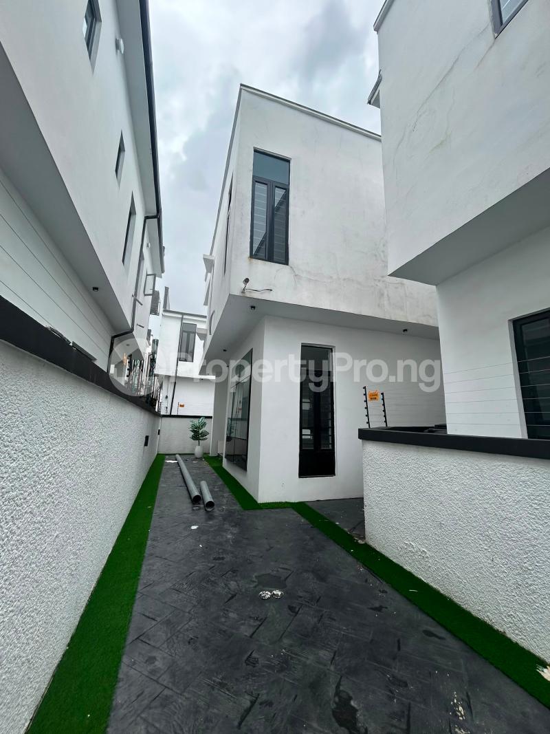 5 bedroom House for sale Ajah Lagos