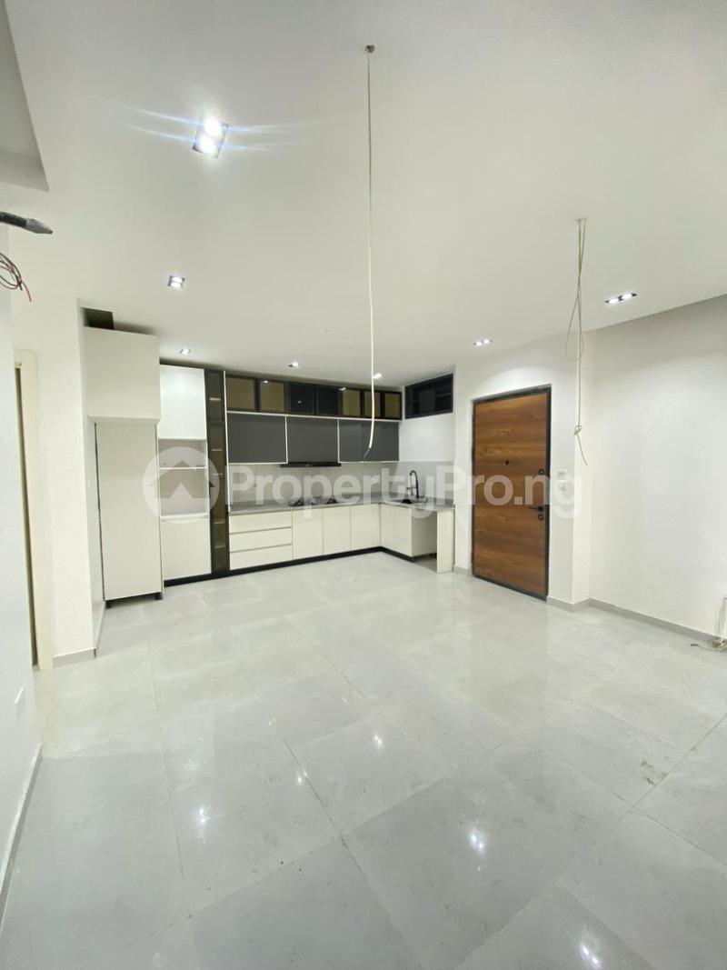 2 bedroom Flat / Apartment for sale Ologolo Lekki Lagos